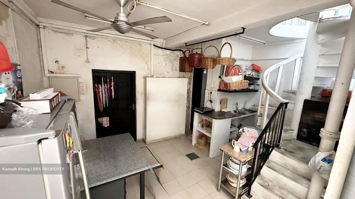 Geylang Telephone Exchange (D14), Shop House #460048471